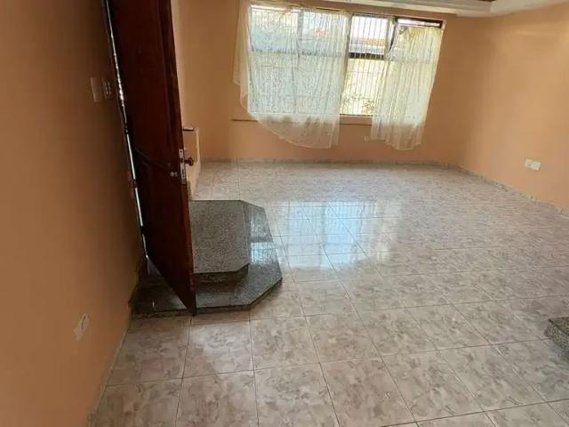 Casa / Sobrado para Locação em Praia Grande/SP Vila Assunção 3 Quartos