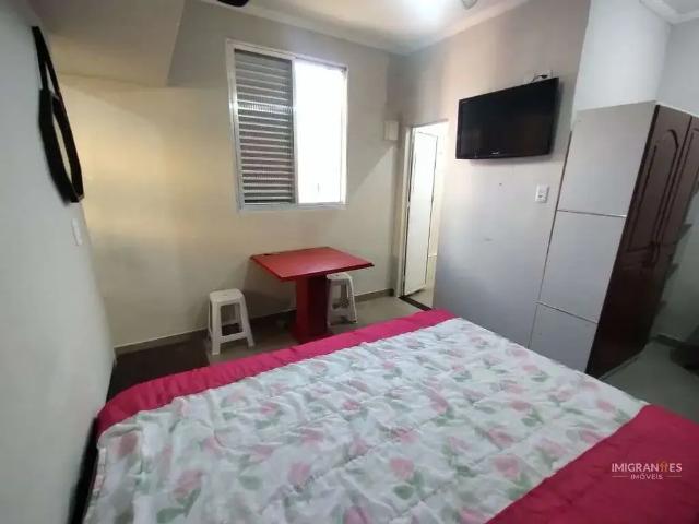 Casa / Sobrado para Locação em Praia Grande/SP Vila Caiçara 1 Quartos