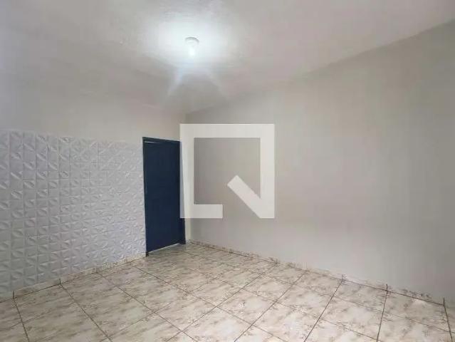 Casa / Sobrado para Locação em Praia Grande/SP Vila Caiçara 1 Quartos