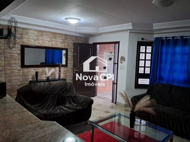 Casa / Sobrado para Locação em Praia Grande/SP Vila Caiçara 3 Quartos