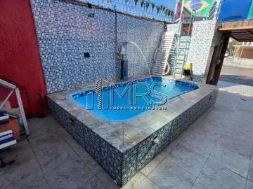 Casa / Sobrado para Locação em Praia Grande/SP Vila Caiçara 3 Quartos