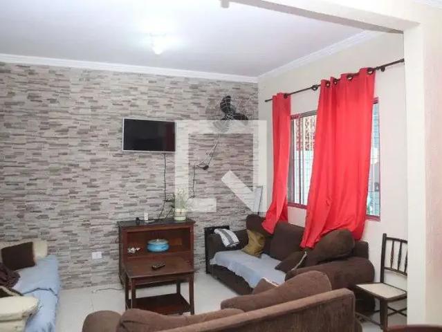 Casa / Sobrado para Locação em Praia Grande/SP Vila Caiçara 3 Quartos