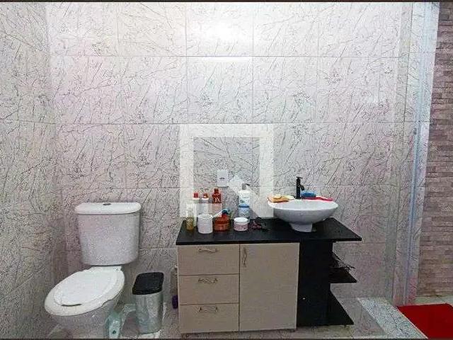 Casa / Sobrado para Locação em Praia Grande/SP Vila Caiçara 3 Quartos