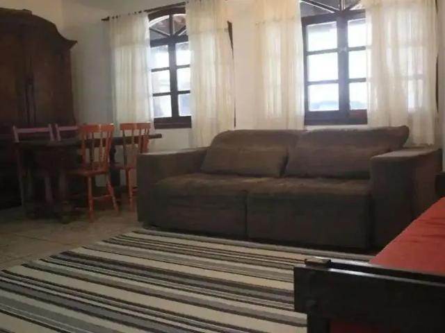 Casa / Sobrado para Locação em Praia Grande/SP Vila Caiçara 3 Quartos