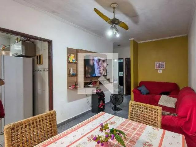 Casa / Sobrado para Locação em Praia Grande/SP Vila Caiçara 4 Quartos