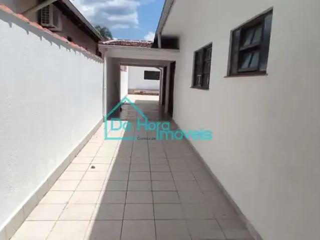 Casa / Sobrado para Locação em Praia Grande/SP Balneário Flórida 5 Quartos
