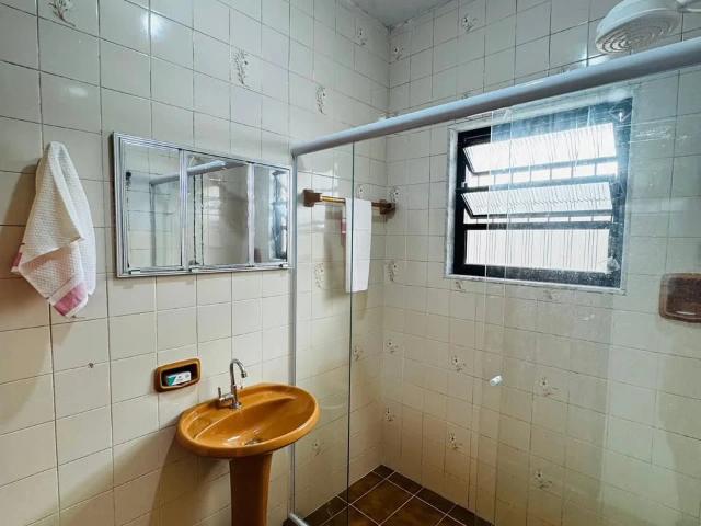 Casa / Sobrado para Locação em Praia Grande/SP Vila Mirim 2 Quartos
