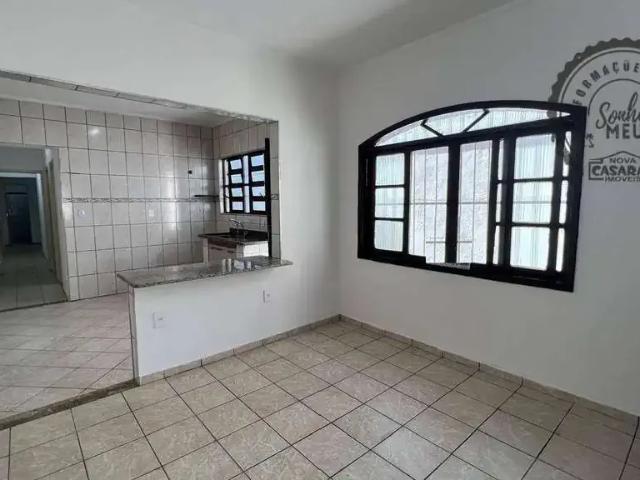 Casa / Sobrado para Locação em Praia Grande/SP Vila Mirim 2 Quartos