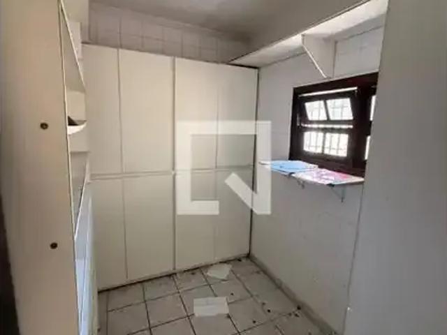 Casa / Sobrado para Locação em Praia Grande/SP Vilamar 2 Quartos