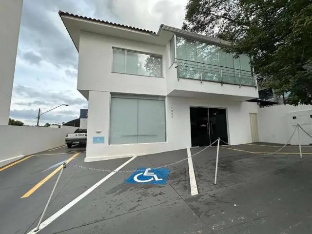 Casa / Sobrado para Locação em Presidente Prudente/SP Centro 5 Quartos