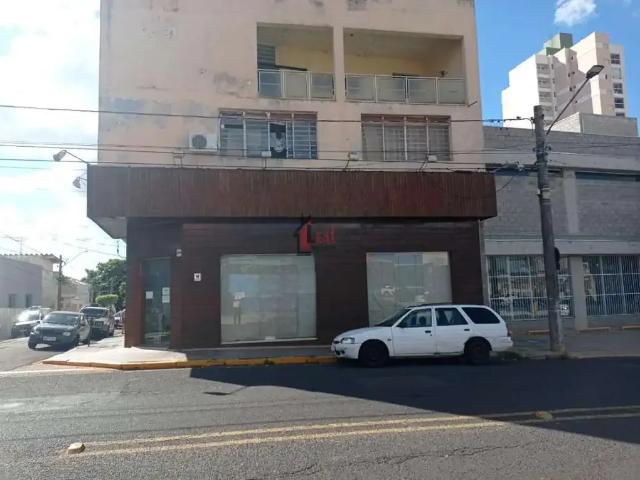 Casa / Sobrado para Locação em Presidente Prudente/SP Centro 5 Quartos