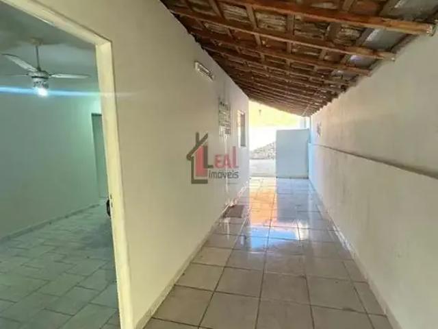 Casa / Sobrado para Locação em Presidente Prudente/SP Residencial Maré Mansa 3 Quartos