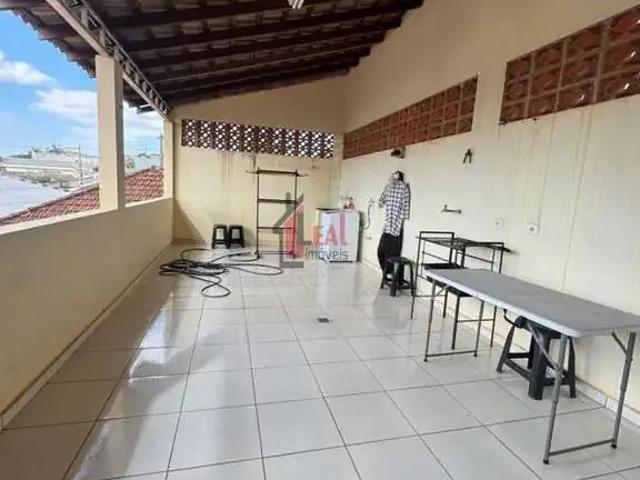 Casa / Sobrado para Locação em Presidente Prudente/SP Vila Nova 5 Quartos