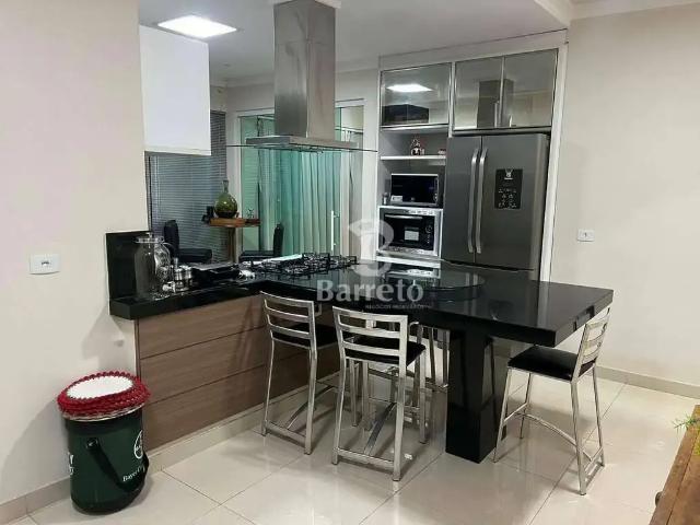Casa / Sobrado para Locação em Rolândia/PR Jardim Asteca 3 Quartos