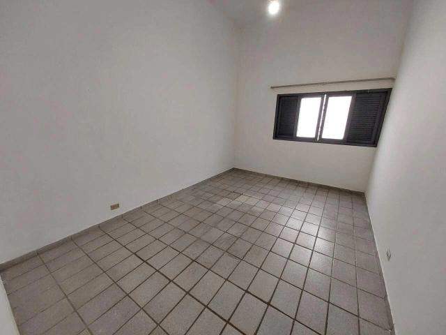Casa / Sobrado para Locação em Recife/PE Cordeiro 3 Quartos
