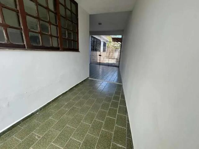 Casa / Sobrado para Locação em Recife/PE Cordeiro 5 Quartos