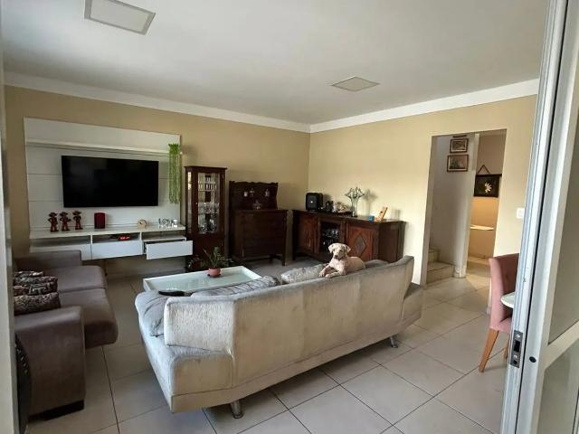 Casa / Sobrado para Locação em Recife/PE Campo Grande 5 Quartos