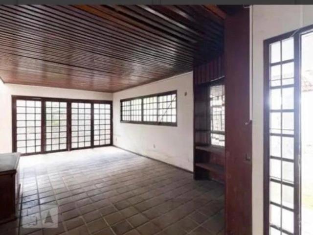 Casa / Sobrado para Locação em Recife/PE Casa Amarela 3 Quartos
