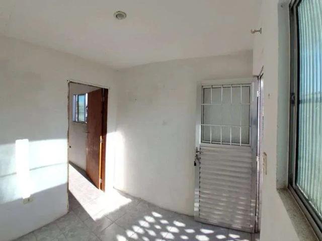 Casa / Sobrado para Locação em Recife/PE Afogados 2 Quartos