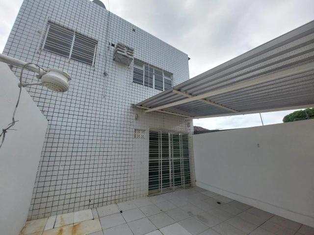 Casa / Sobrado para Locação em Recife/PE Engenho do Meio 2 Quartos
