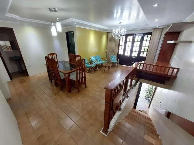 Casa / Sobrado para Locação em Recife/PE Iputinga 3 Quartos