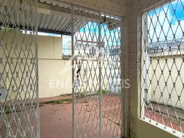 Casa / Sobrado para Locação em Recife/PE San Martin 2 Quartos
