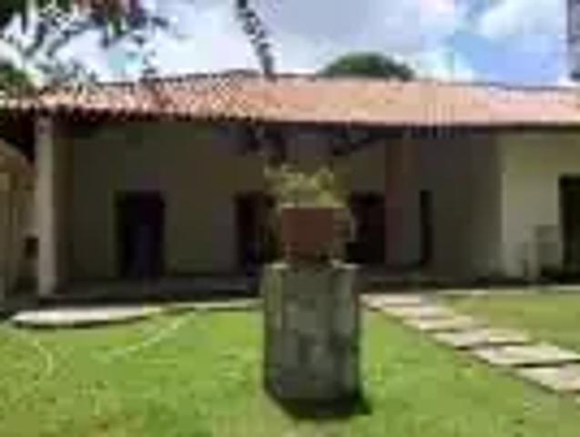 Casa / Sobrado para Locação em Recife/PE Poço 6 Quartos