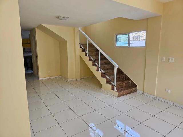 Casa / Sobrado para Locação em Recife/PE Tamarineira 4 Quartos