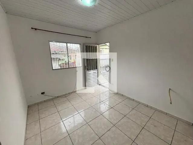 Casa / Sobrado para Locação em Ribeirão Pires/SP Colônia 2 Quartos