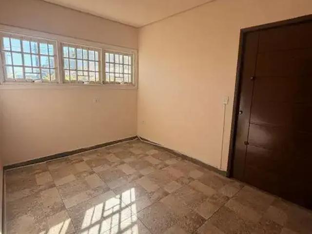 Casa / Sobrado para Locação em Ribeirão Pires/SP Suíssa 2 Quartos