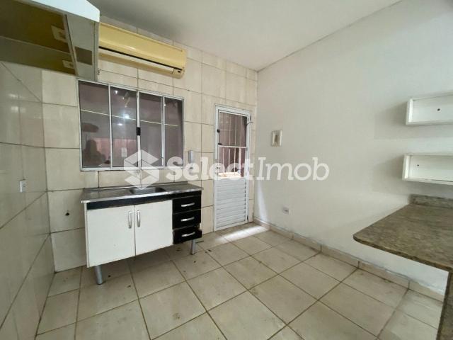 Casa / Sobrado para Locação em Ribeirão Pires/SP Suíssa 2 Quartos