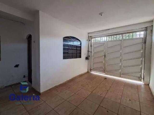 Casa / Sobrado para Locação em Ribeirão Preto/SP Vila Mariana 2 Quartos