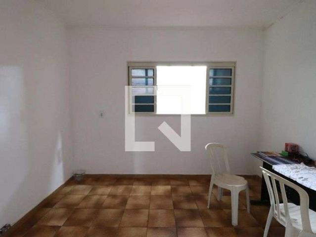 Casa / Sobrado para Locação em Ribeirão Preto/SP Vila Seixas 4 Quartos