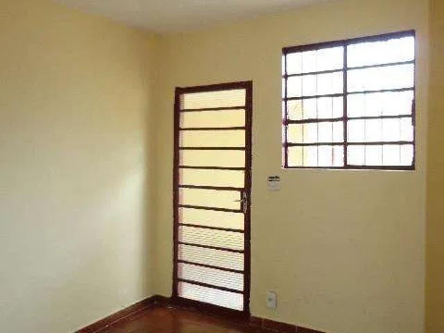 Casa / Sobrado para Locação em Ribeirão Preto/SP Vila Tibério 1 Quartos