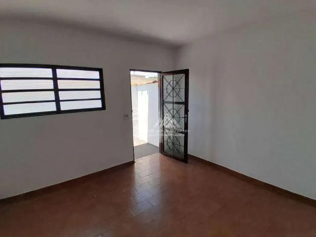 Casa / Sobrado para Locação em Ribeirão Preto/SP Vila Virgínia 2 Quartos