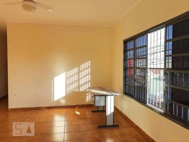 Casa / Sobrado para Locação em Ribeirão Preto/SP Vila Virgínia 3 Quartos