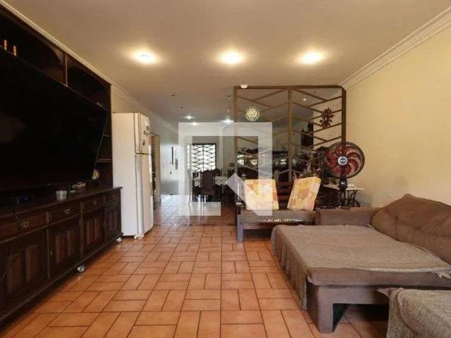 Casa / Sobrado para Locação em Ribeirão Preto/SP Vila Virgínia 7 Quartos