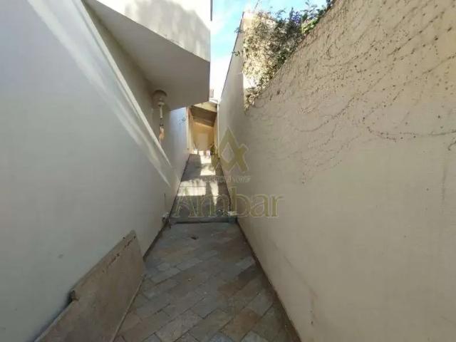 Casa / Sobrado para Locação em Ribeirão Preto/SP Alto da Boa Vista 4 Quartos