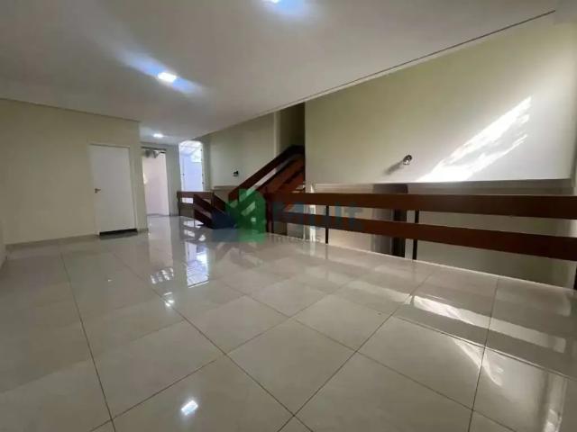 Casa / Sobrado para Locação em Ribeirão Preto/SP Alto da Boa Vista 4 Quartos