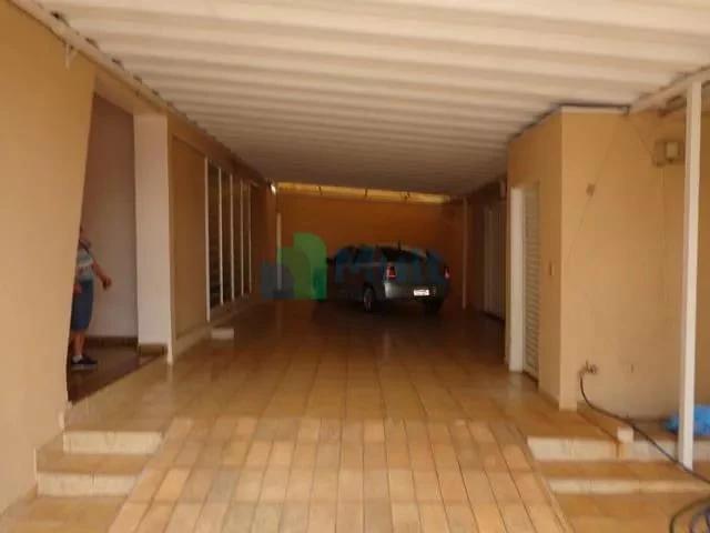 Casa / Sobrado para Locação em Ribeirão Preto/SP Alto da Boa Vista 3 Quartos