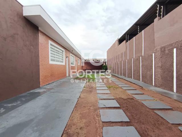 Casa / Sobrado para Locação em Ribeirão Preto/SP Campos Elíseos 3 Quartos