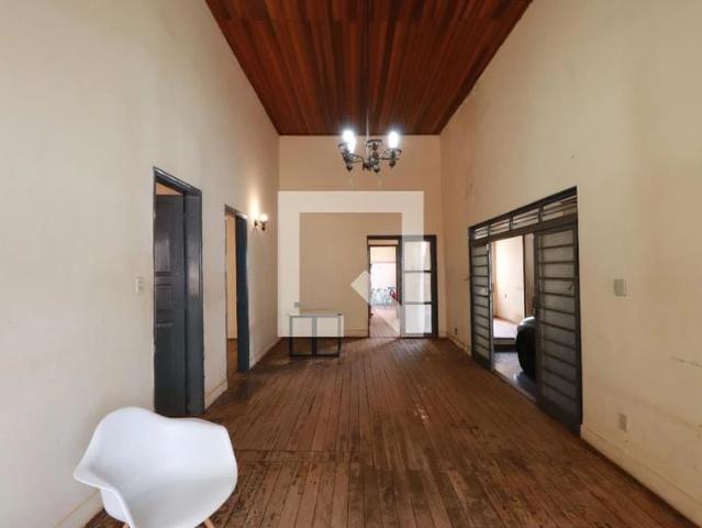 Casa / Sobrado para Locação em Ribeirão Preto/SP Centro 3 Quartos