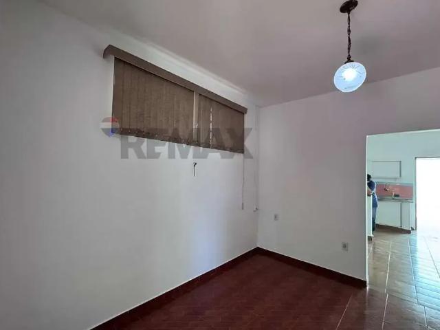 Casa / Sobrado para Locação em Ribeirão Preto/SP Centro 2 Quartos