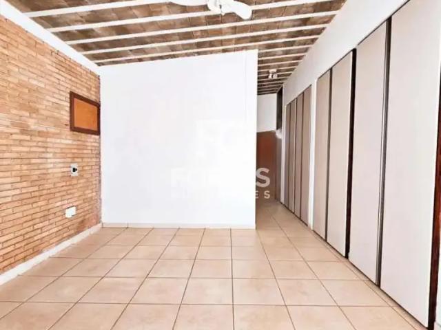 Casa / Sobrado para Locação em Ribeirão Preto/SP Centro 6 Quartos