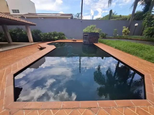Casa / Sobrado para Locação em Ribeirão Preto/SP Jardim Canadá 4 Quartos