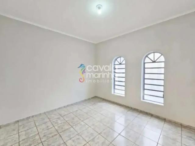 Casa / Sobrado para Locação em Ribeirão Preto/SP Jardim Irajá 3 Quartos