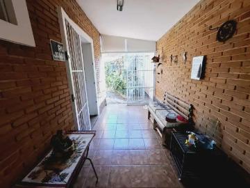 Casa / Sobrado para Locação em Ribeirão Preto/SP Jardim Irajá 5 Quartos