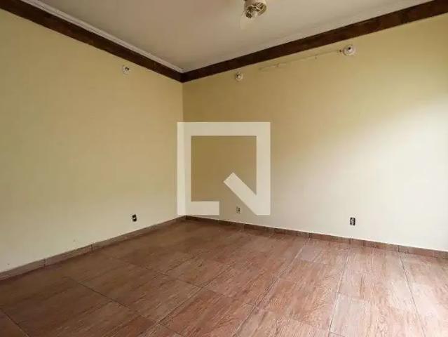 Casa / Sobrado para Locação em Ribeirão Preto/SP Jardim José Sampaio Júnior 5 Quartos