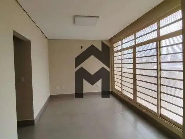 Casa / Sobrado para Locação em Ribeirão Preto/SP Jardim Macedo 7 Quartos