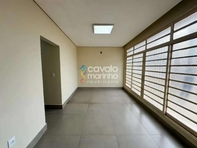 Casa / Sobrado para Locação em Ribeirão Preto/SP Jardim Macedo 7 Quartos